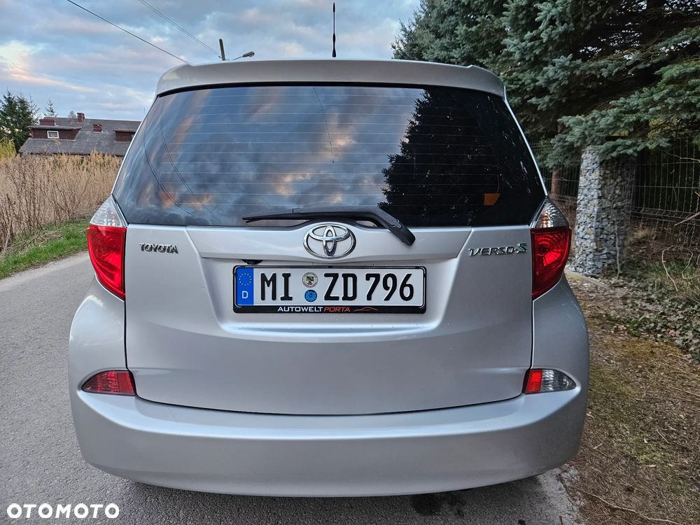 Toyota Verso S 1.33 VVT-i Multidrive Club - 9