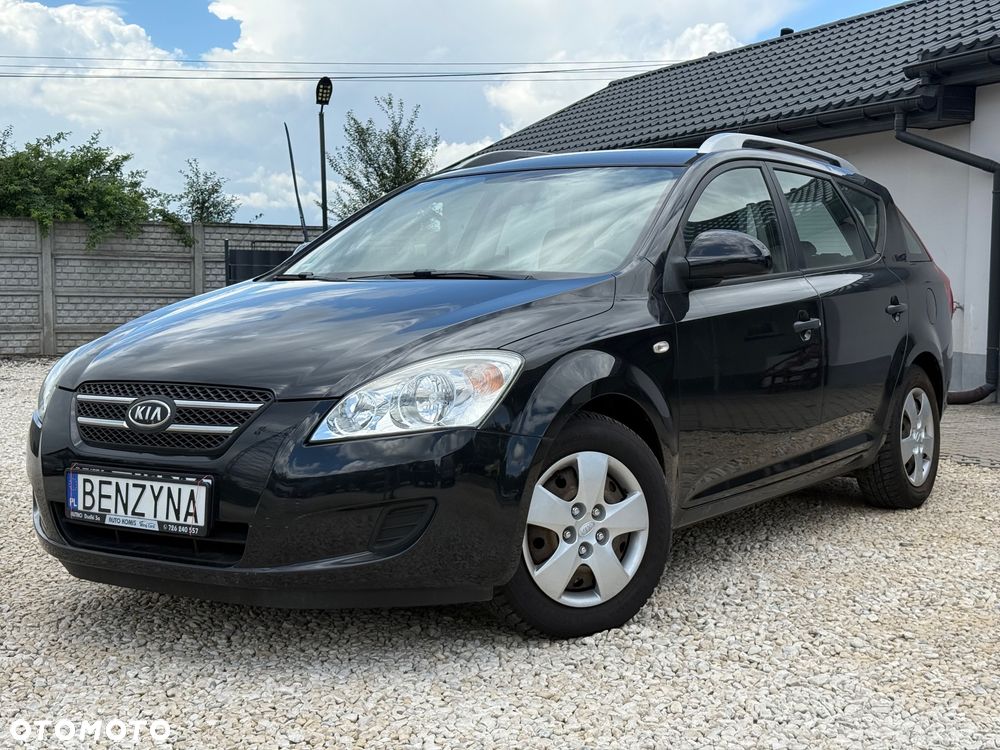 Kia Ceed 1.6 L - 1