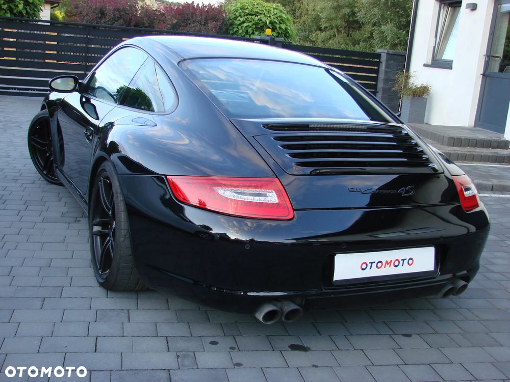 Porsche 911 Carrera 4 S - 15