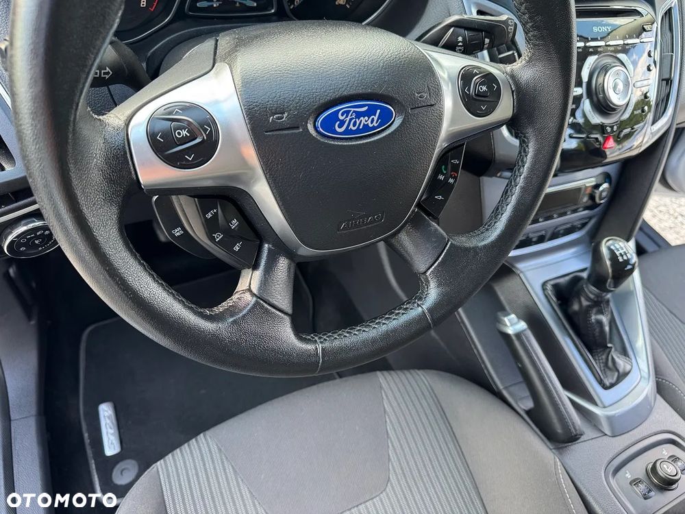 Ford Focus - 19