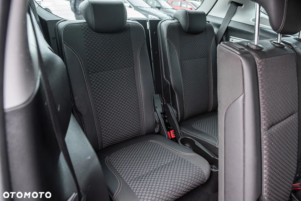 Opel Zafira 1.6 T SIDI Enjoy S&S - 34