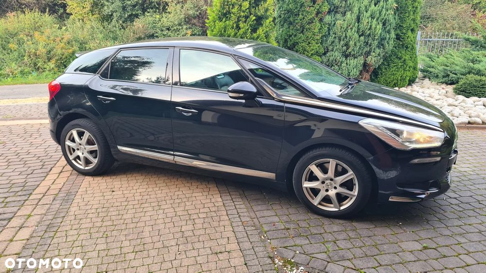 Citroën DS5 2.0 HDi SportChic - 4