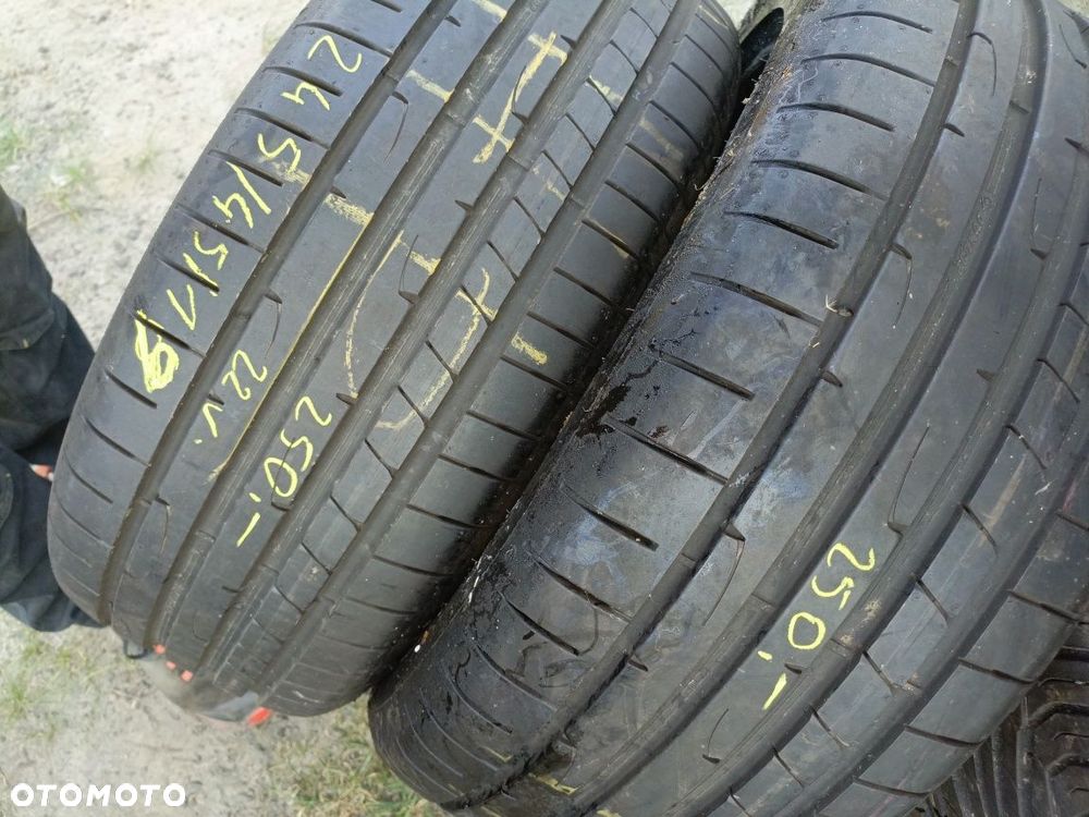 Opony letnie 245/45/19 Dunlop 2 sztuki 2022r - 1