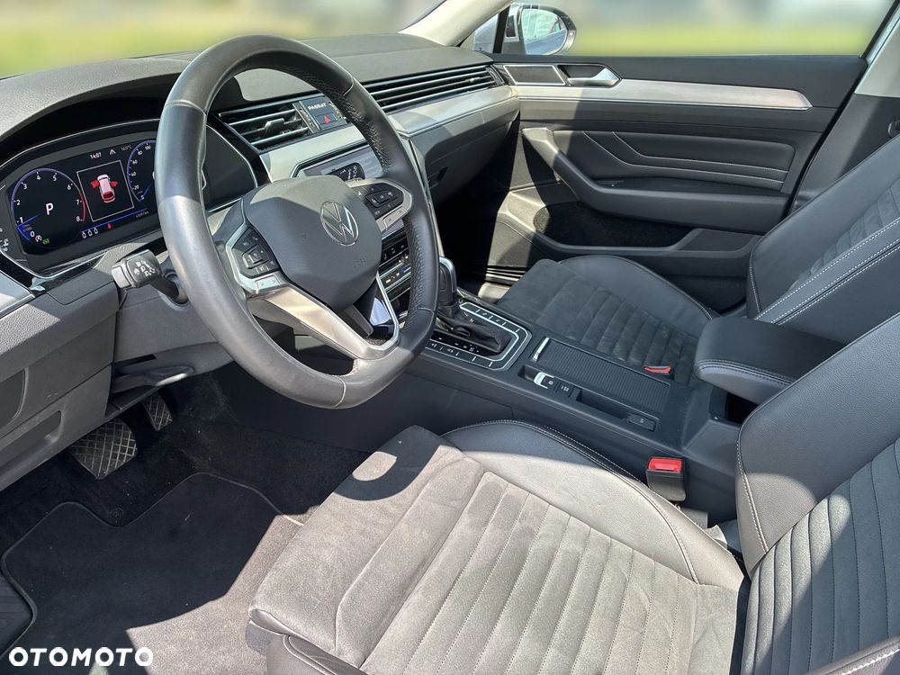 Volkswagen Passat 2.0 TSI Elegance DSG - 11