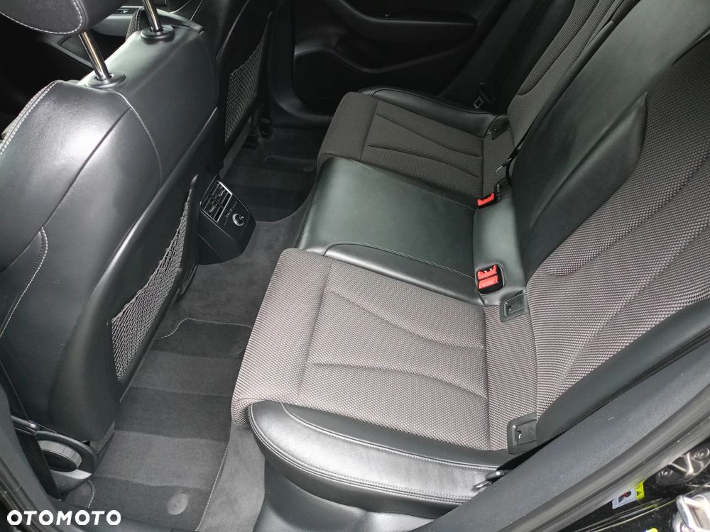 Audi A3 Sportback 35 TFSI S line - 28