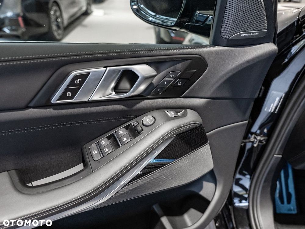 BMW X5 xDrive40d mHEV M Sport sport - 11