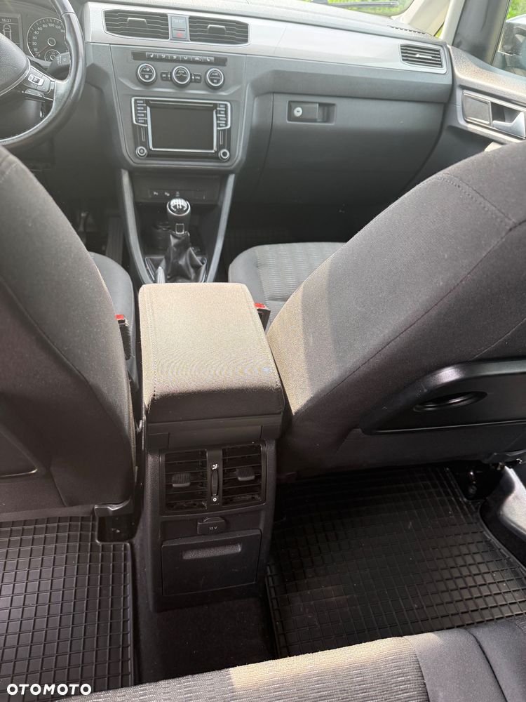 Volkswagen Caddy 2.0 TDI Comfortline - 17