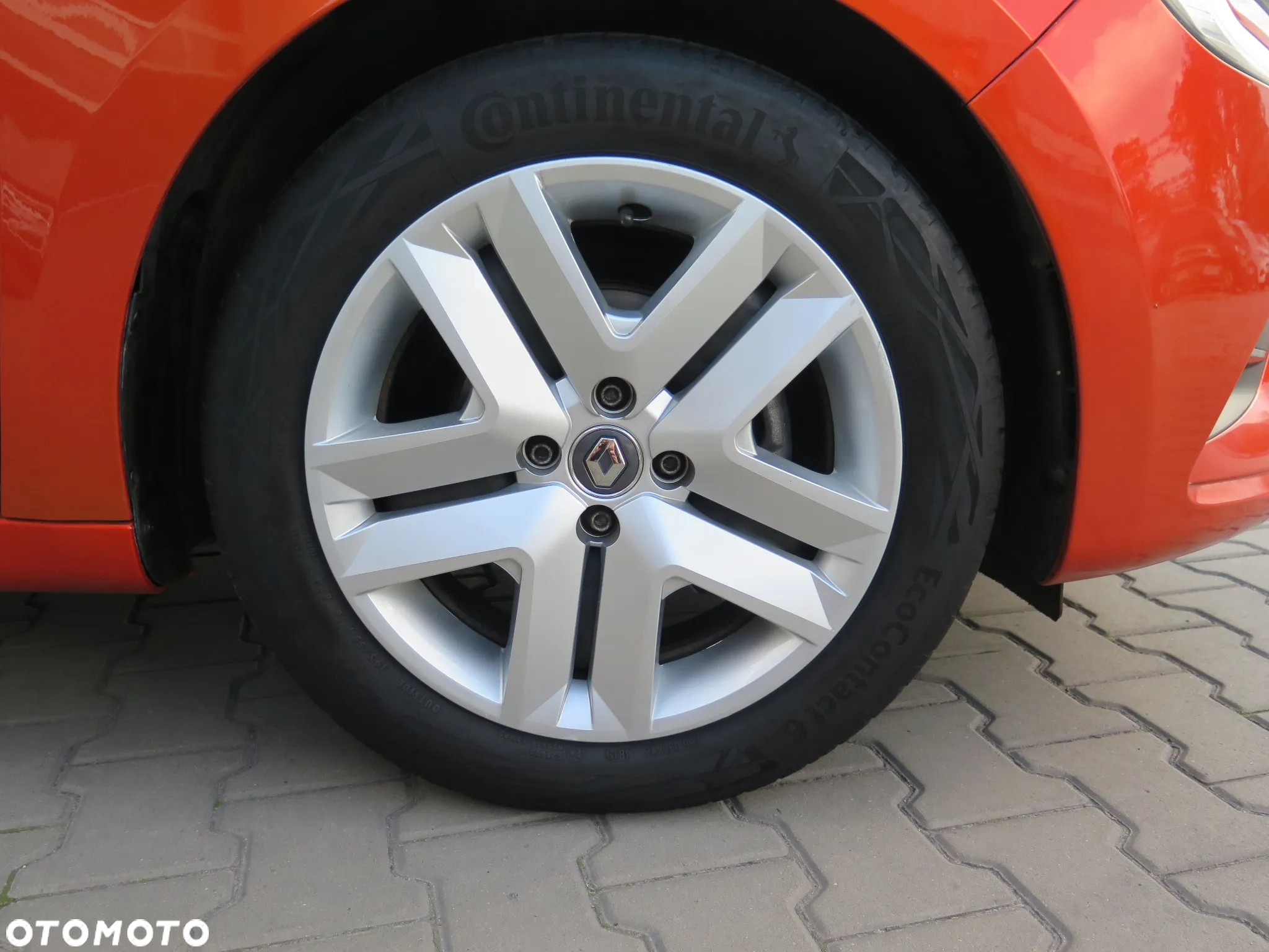 Renault Clio - 30
