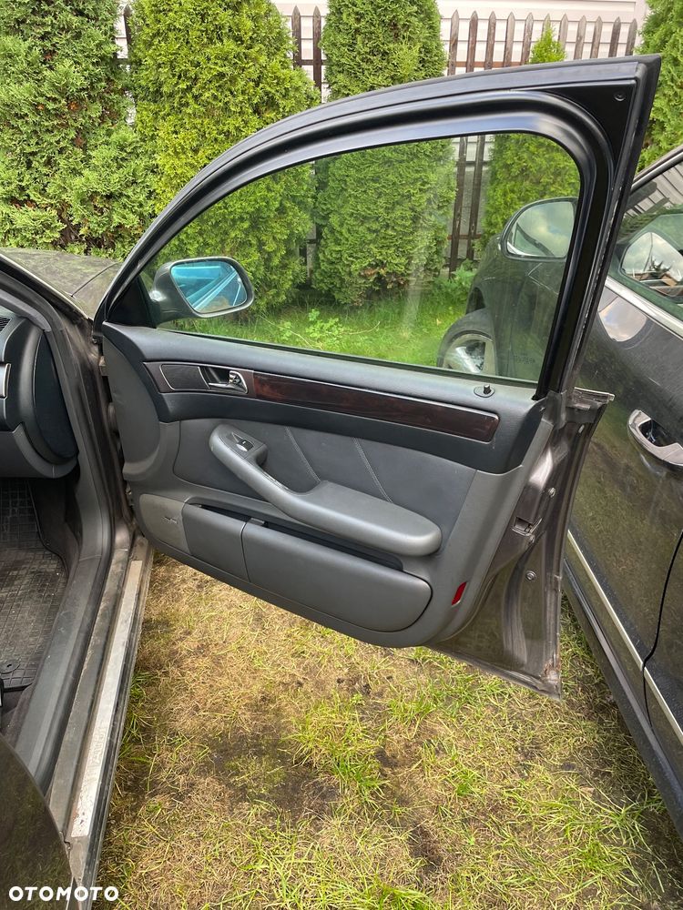 Audi A6 Avant 2.4 - 14