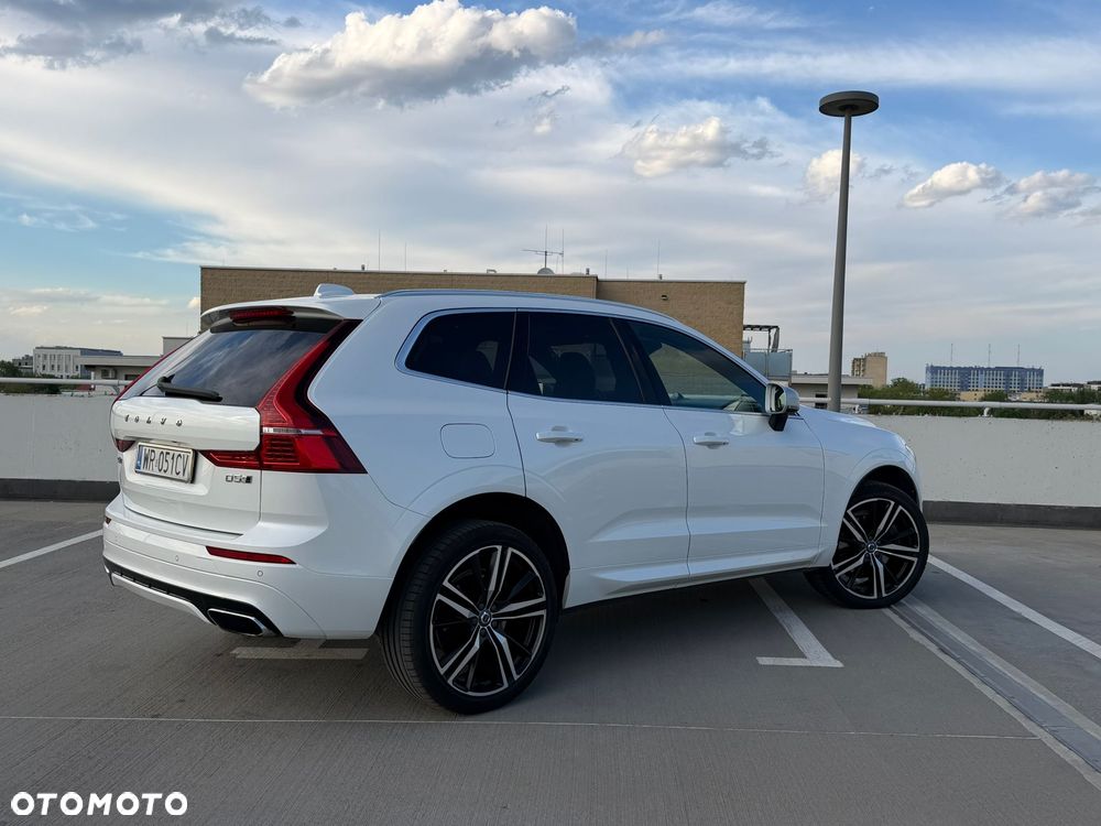 Volvo XC 60 D5 AWD R-Design - 3