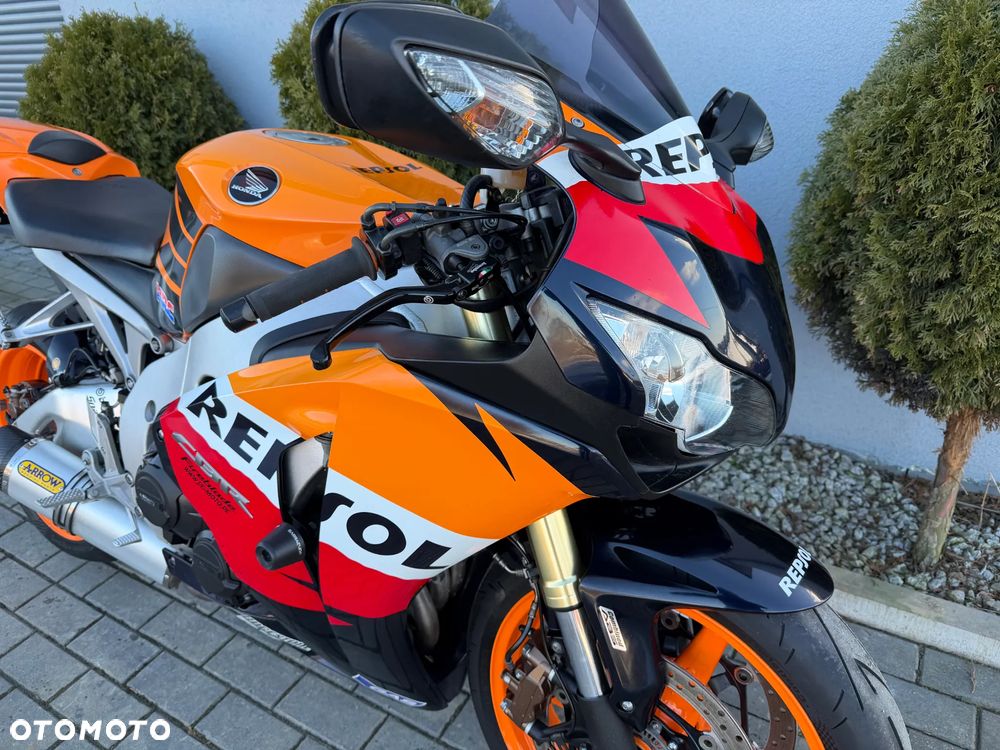 Honda CBR - 7
