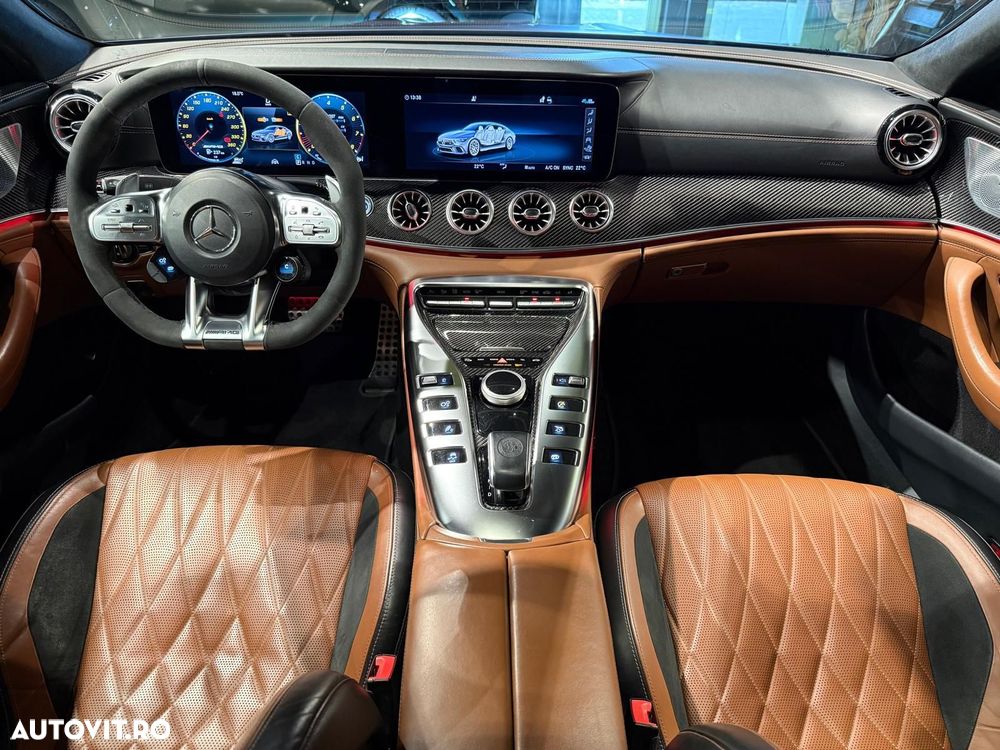 Mercedes-Benz AMG GT - 31