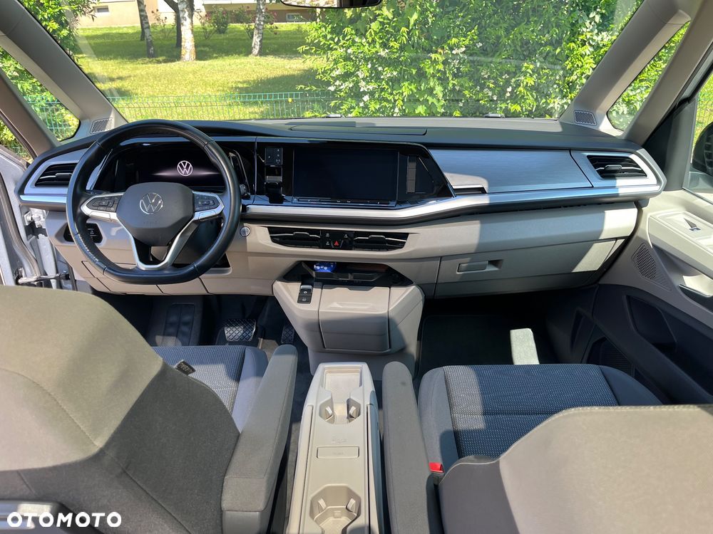 Volkswagen Multivan - 8