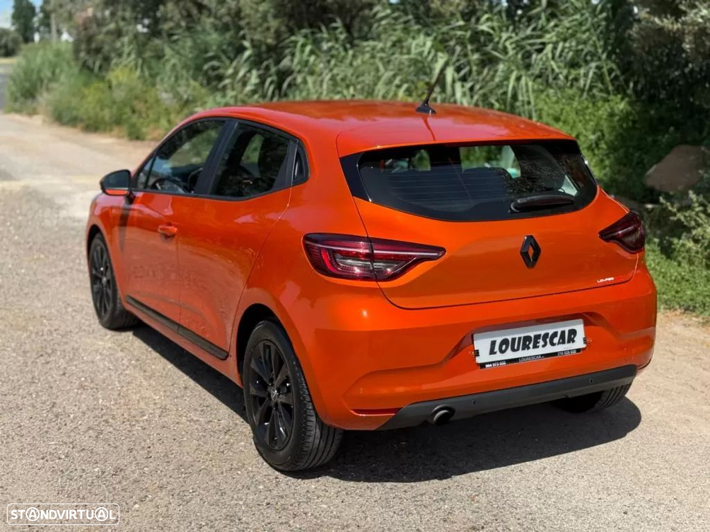 Renault Clio - 40