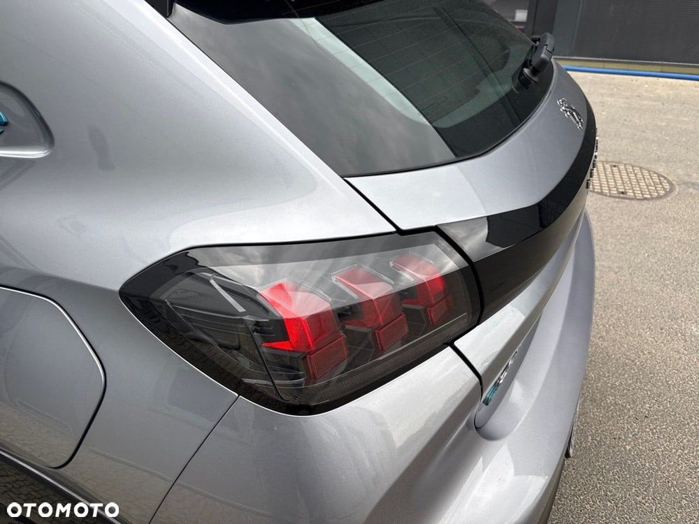 Peugeot 208 50kWh Active - 13