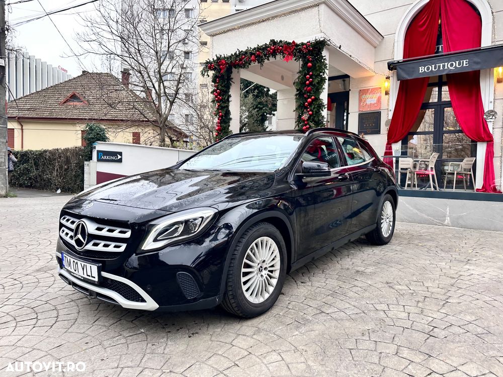 Mercedes-Benz GLA 180 7G-DCT UrbanStyle Edition - 1