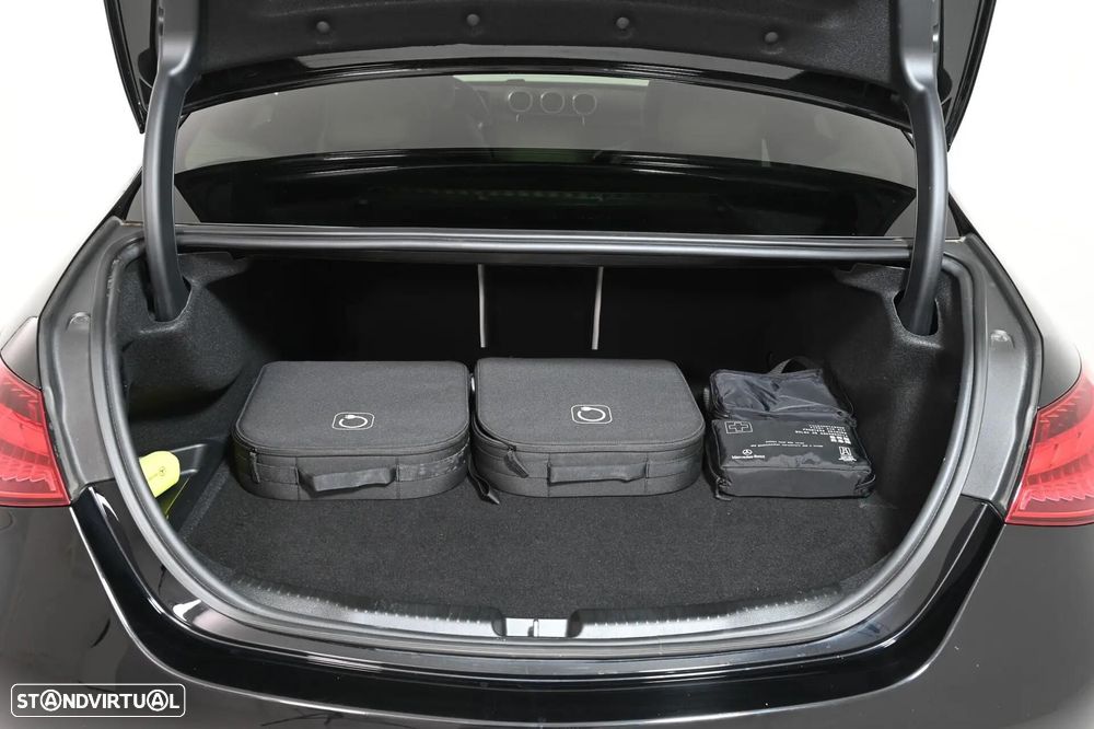 Mercedes-Benz C 300 de AMG Line - 10