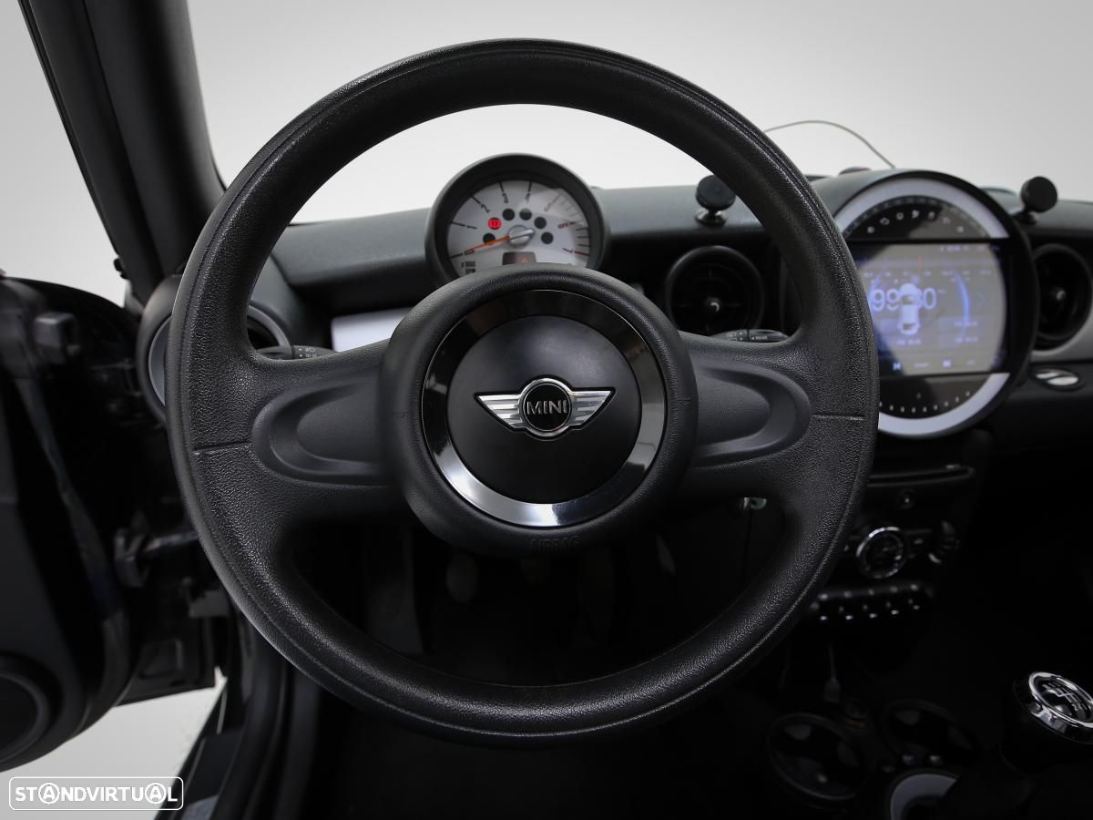 MINI 3 Portas Cooper D - 15