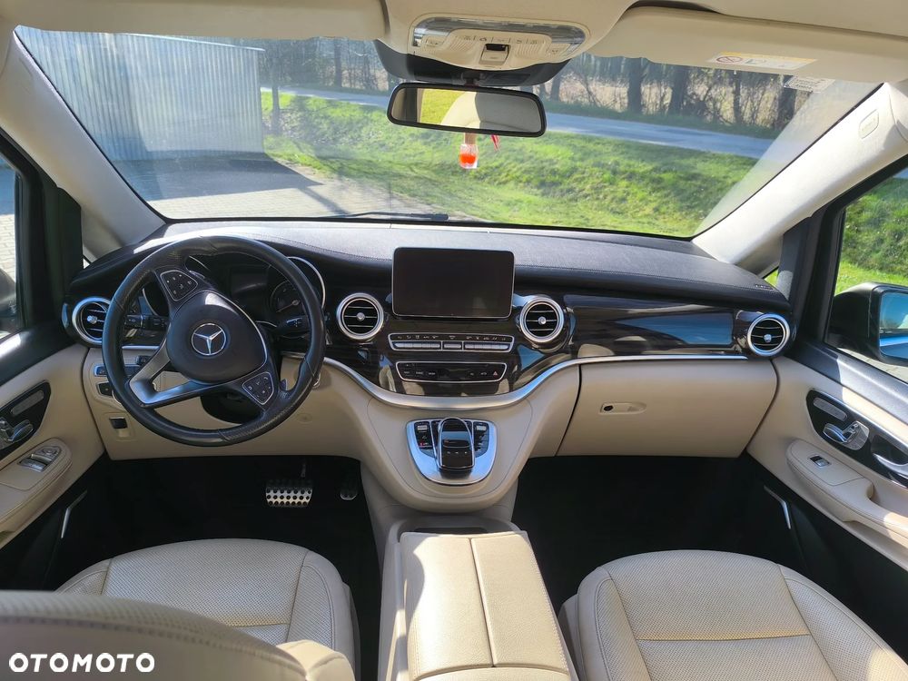 Mercedes-Benz Klasa V 250 d 4-Matic 7G-Tronic - 19