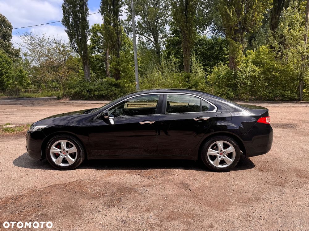Honda Accord 2.0 Elegance 50 Jahre Edition - 15