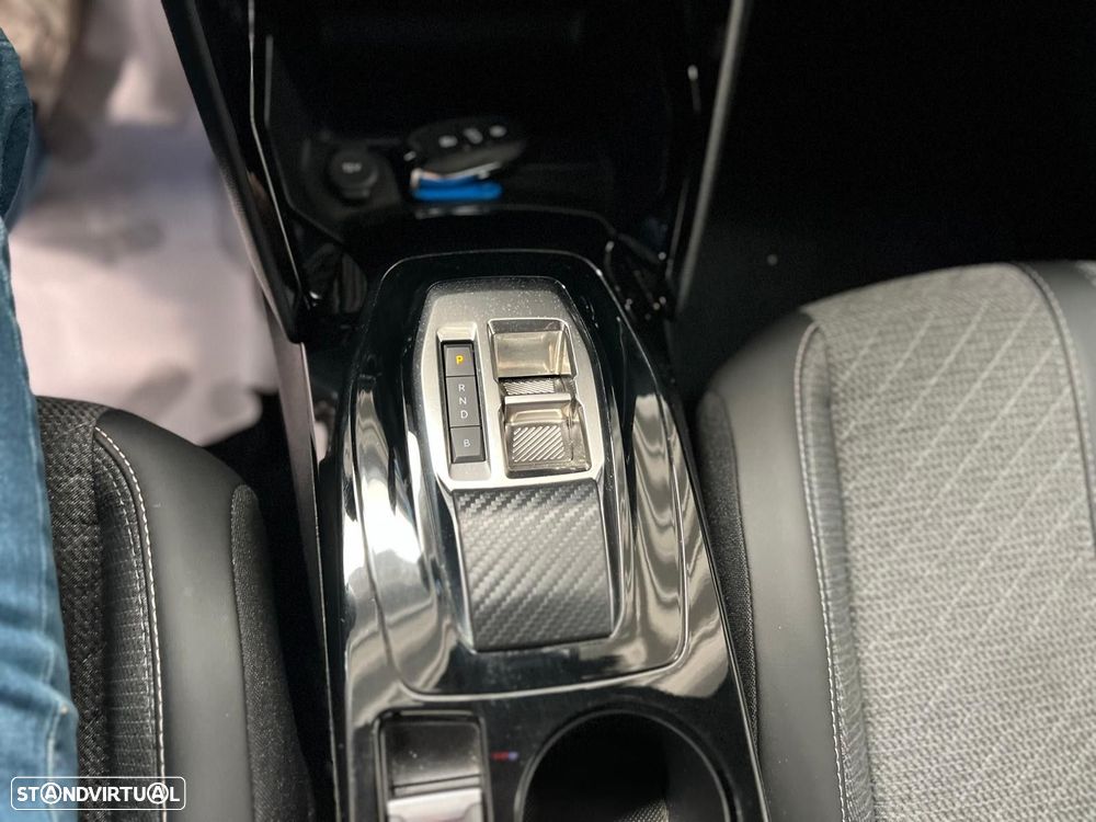 Peugeot e-2008 50 kWh Allure - 20