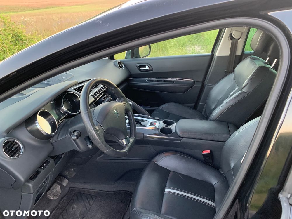 Peugeot 3008 1.6 Premium - 11