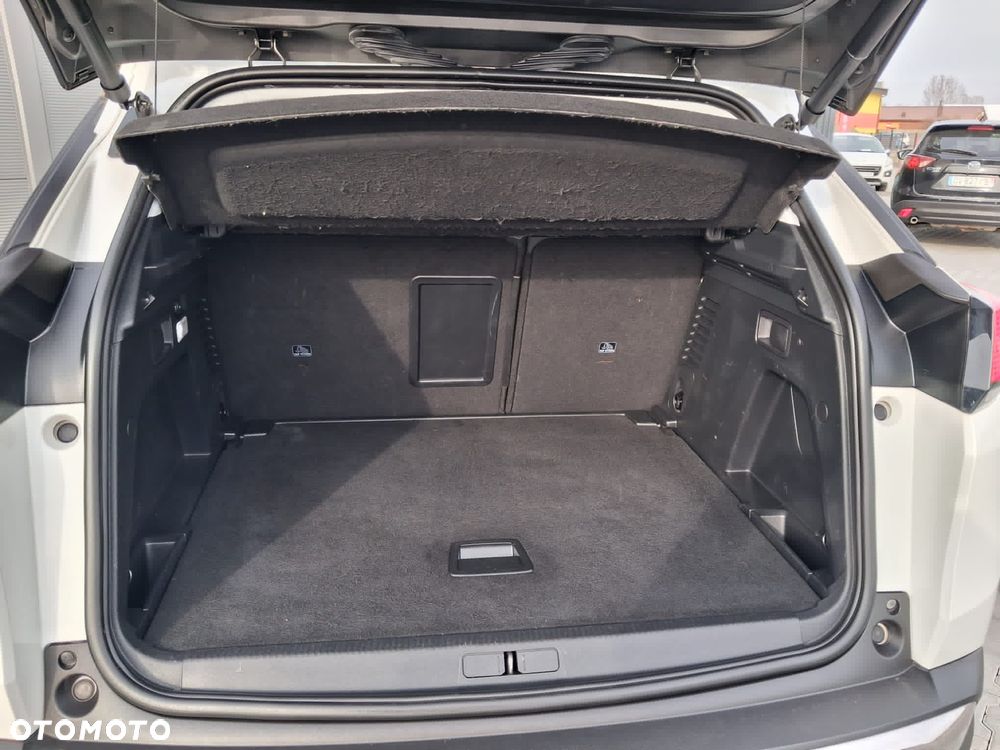 Peugeot 3008 PureTech 130 Stop & Start GPF Allure Business-Paket - 29
