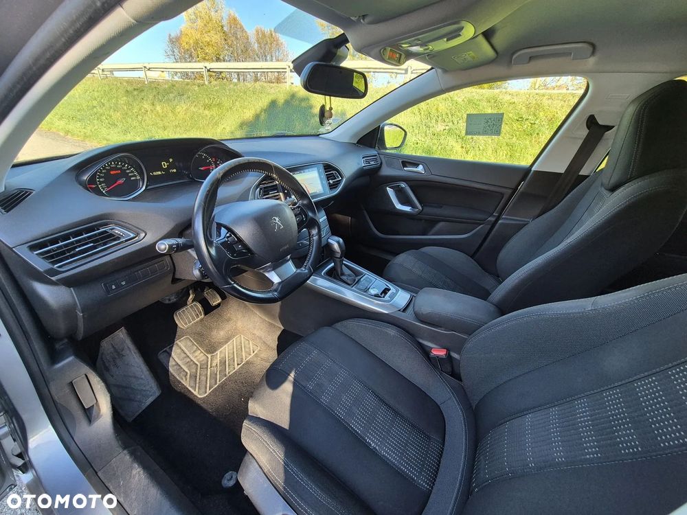 Peugeot 308 PureTech 130 EAT6 Stop & Start Allure - 12
