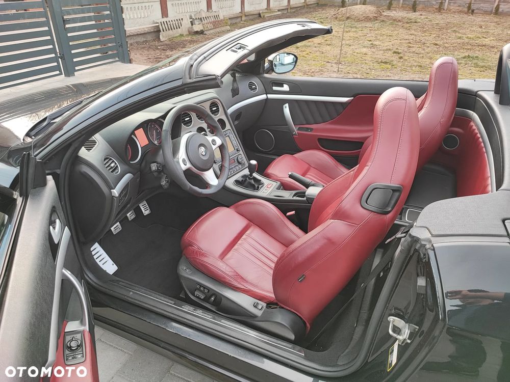 Alfa Romeo Spider 3.2 JTS V6 24V - 12
