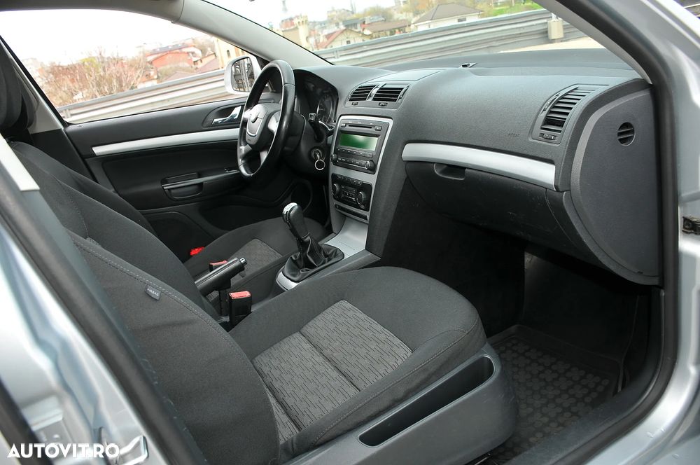 Skoda Octavia 1.6 TDI DPF Classic Green tec - 11