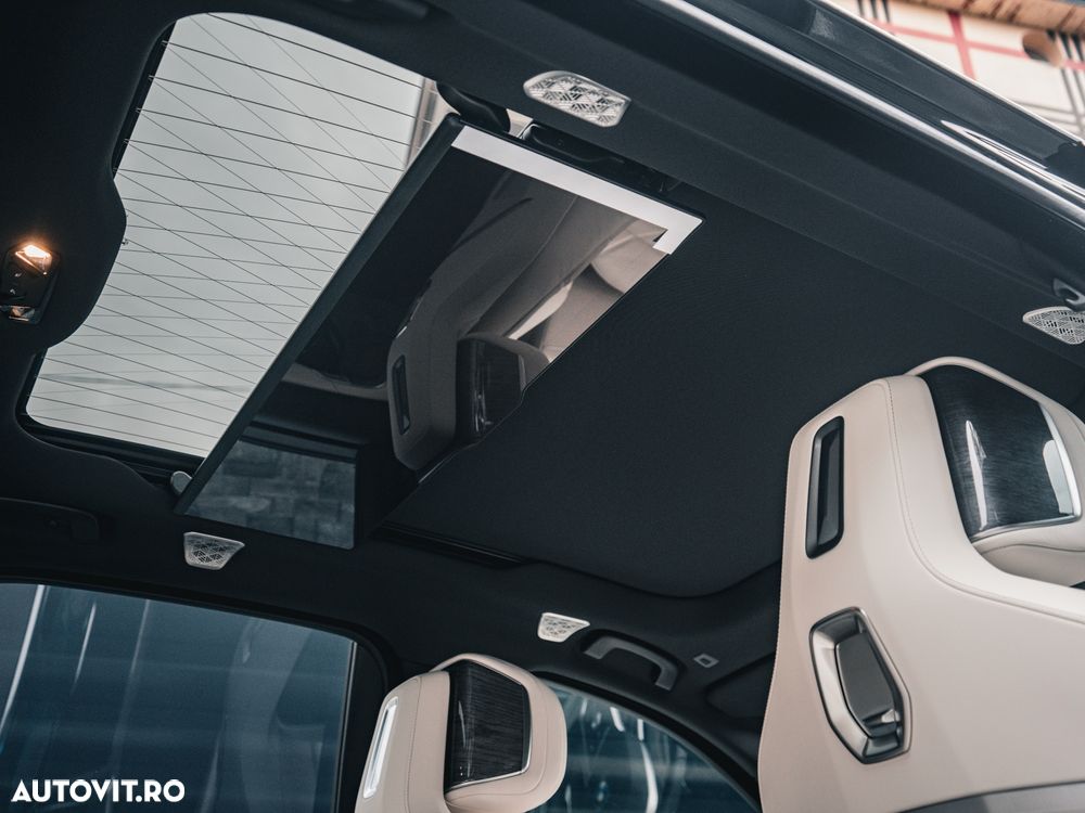 BMW M7 M760e xDrive AT PHEV - 33