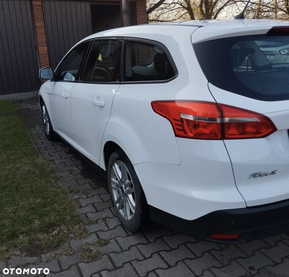 Ford Focus 1.5 TDCi Trend - 4