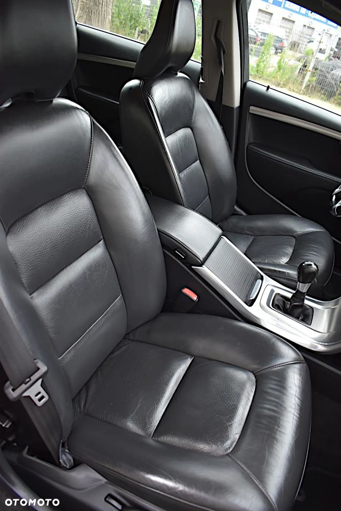 Volvo V70 - 32