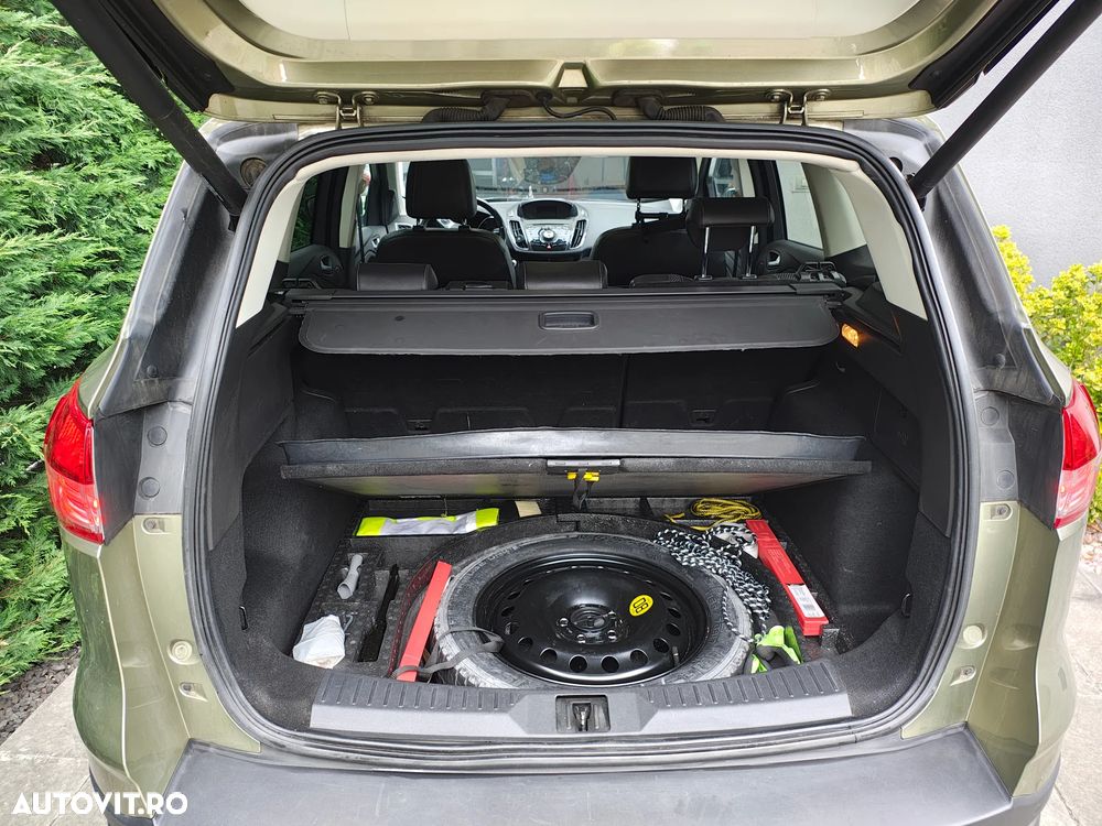 Ford Kuga 2.0 TDCi 4WD Powershift Titanium - 13