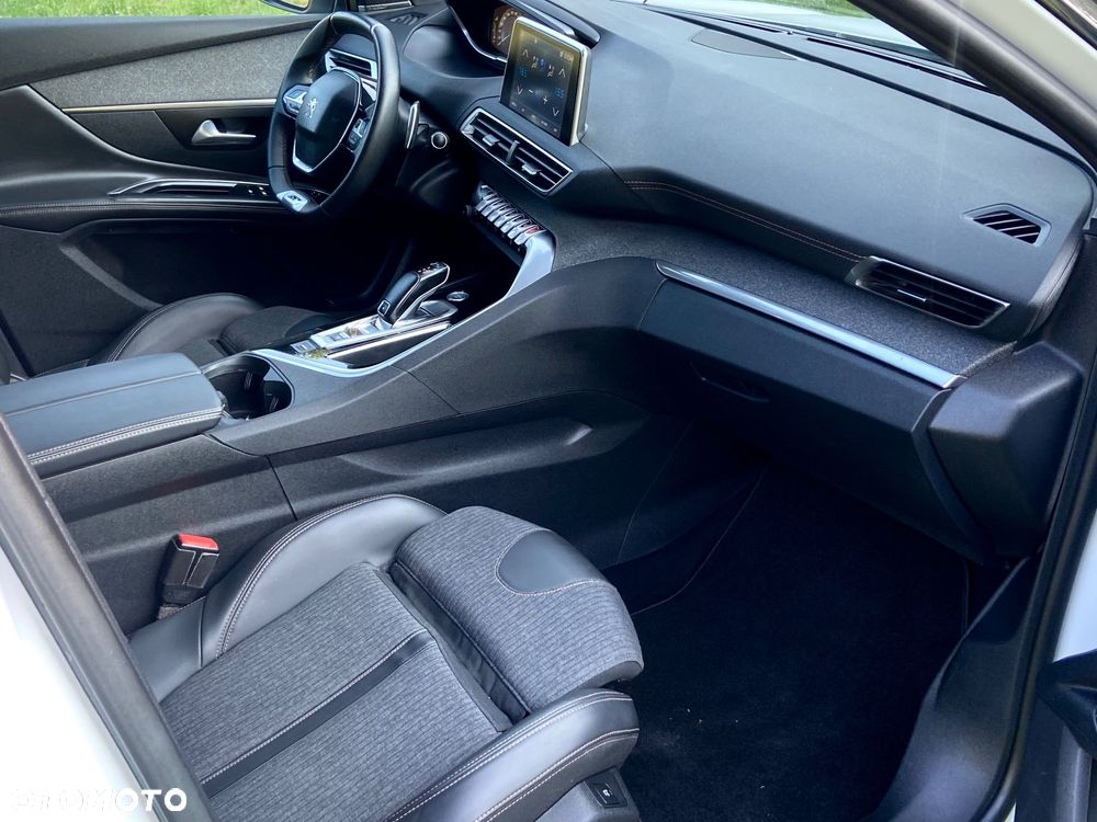 Peugeot 5008 THP 165 EAT6 Stop & Start Active - 19