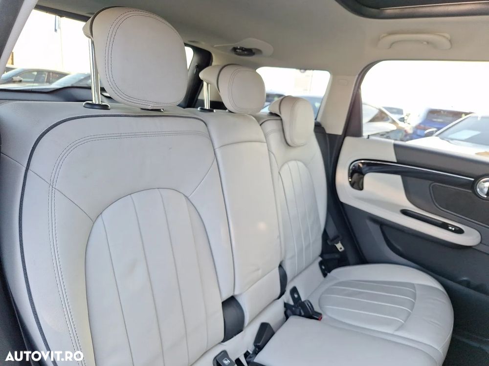 Mini Countryman - 11