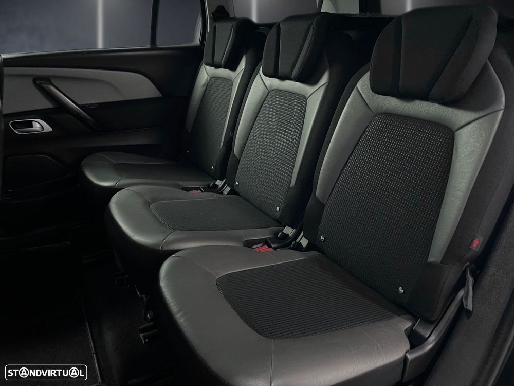 Citroën C4 Picasso 1.6 e-HDi Intensive - 23