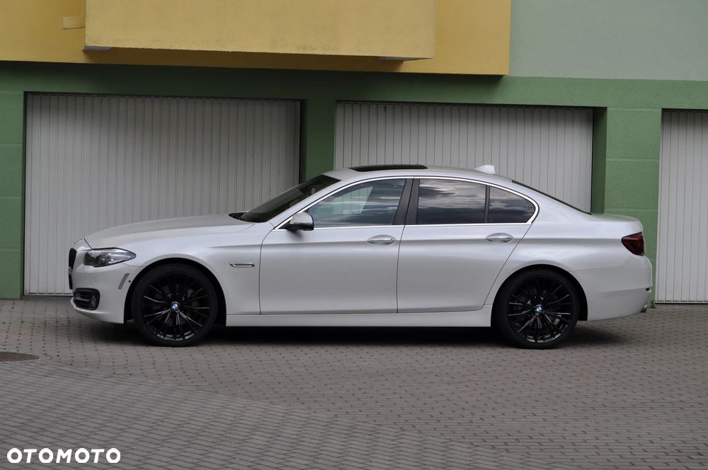 BMW Seria 5 535i xDrive - 4