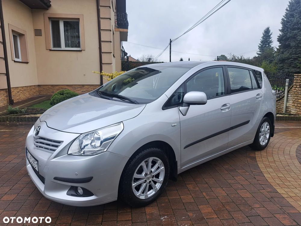 Toyota Verso 1.8 Prestige - 2