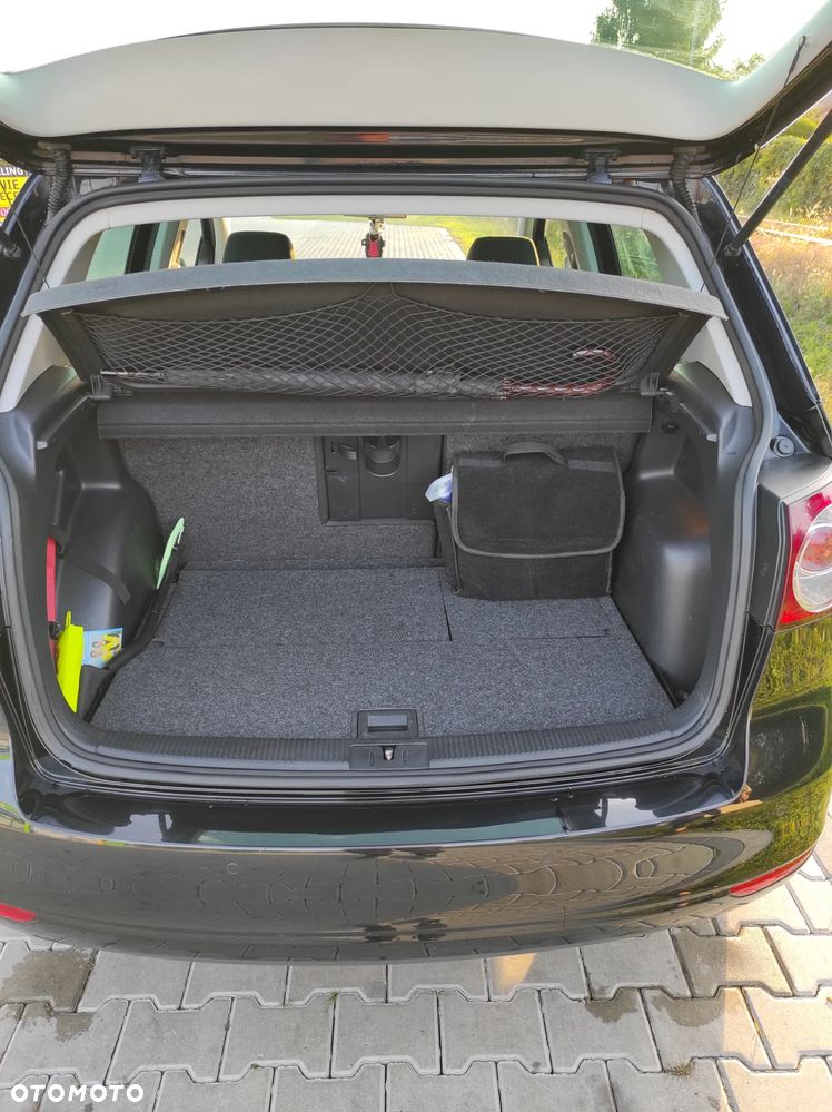 Volkswagen Golf Plus - 12