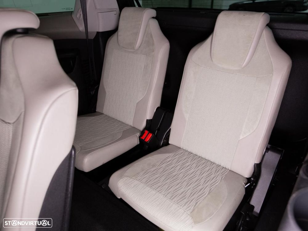 Citroën C4 Picasso - 11