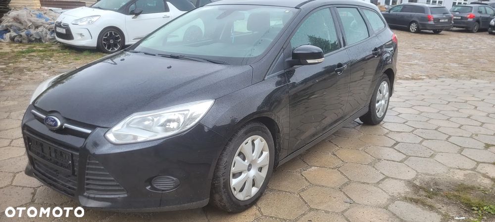 Ford Focus - 27