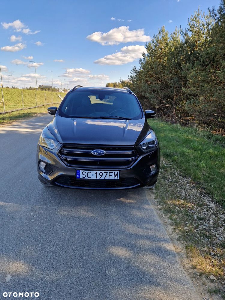 Ford Kuga 2.0 TDCi 4x4 ST-Line - 4