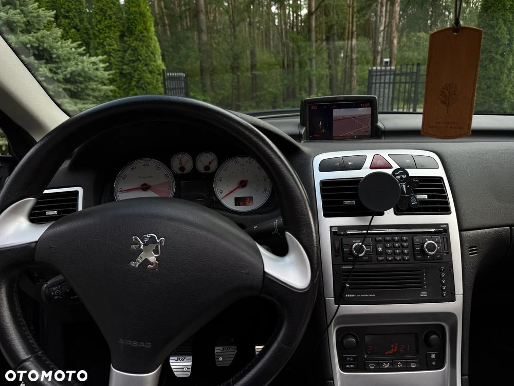 Peugeot 307 CC 140 JBL - 11