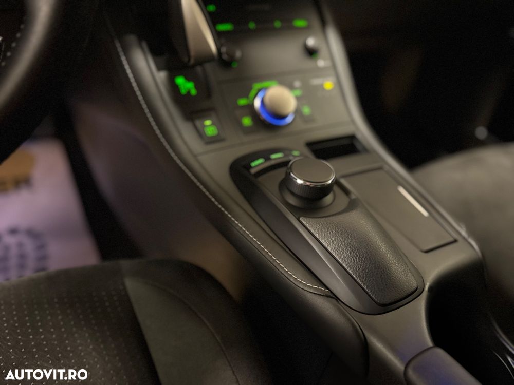 Lexus CT Executive Line - 24