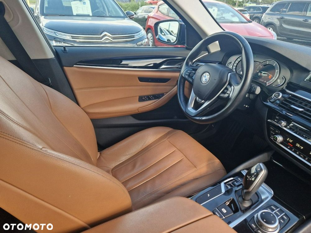 BMW Seria 5 520d M Sport Edition - 26