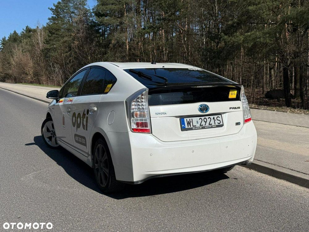 Toyota Prius 1.8 HSD Active - 21
