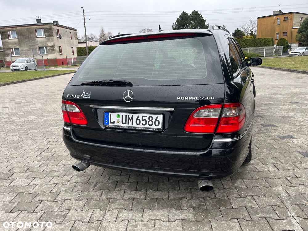 Mercedes-Benz Klasa E 200 Kompressor Elegance - 23