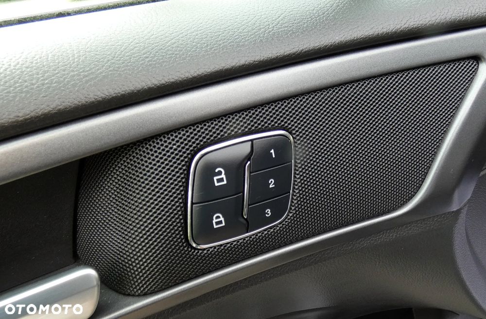 Ford Mondeo - 14