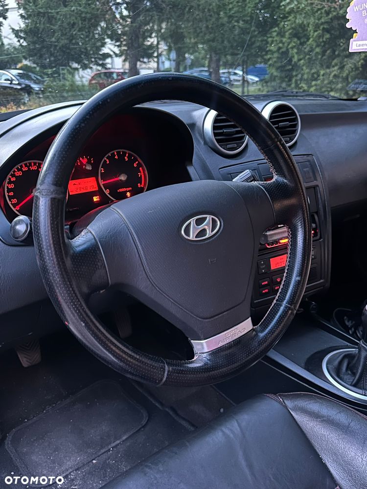 Hyundai Coupe 2.0 GLS - 8